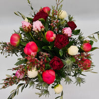 Bunter Pfingstrosen-Bouquet